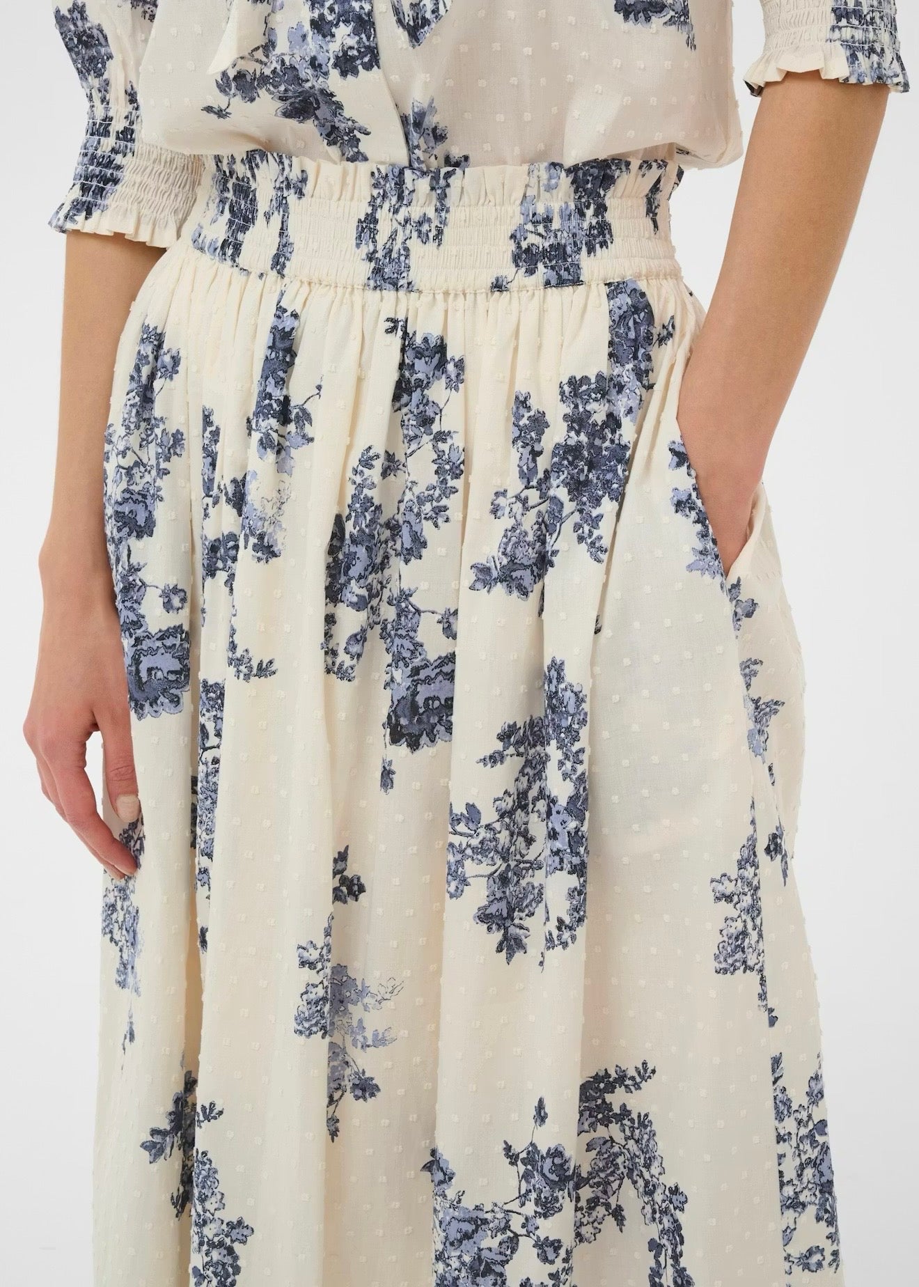 Amaia Skirt Blue Shadow Flower