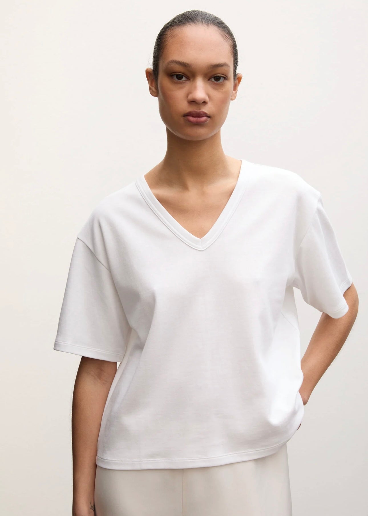 Julie Josephine Bettina tee - White