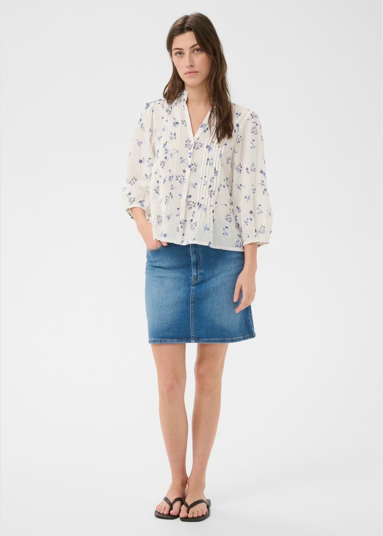 Brith Blouse Blue Bouquet Print