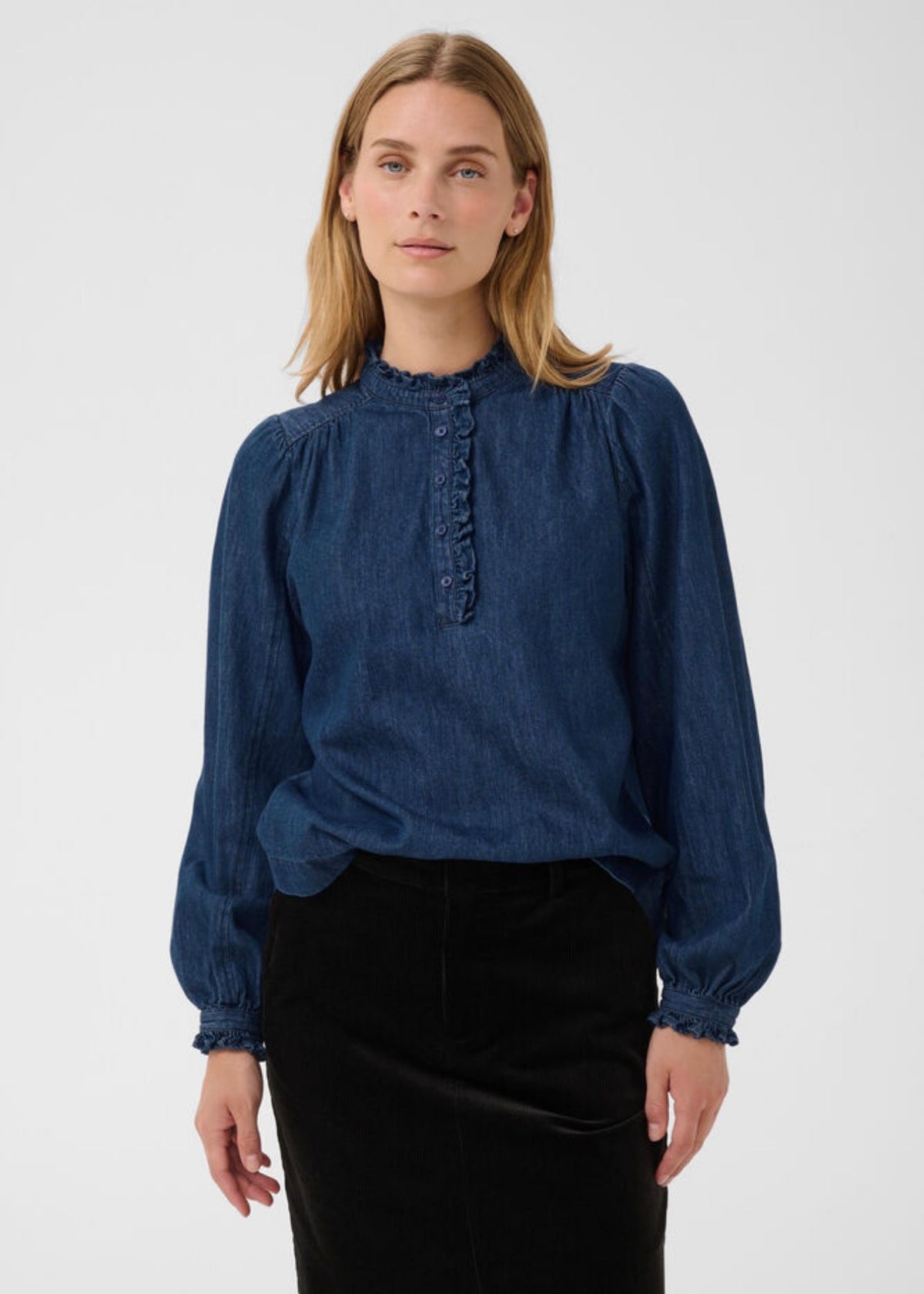 Christence Shirt Medium Dark Blue Denim