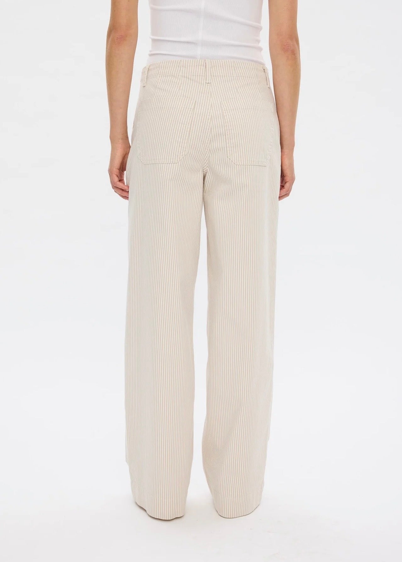 Erica Regular Oat Milk Stripe
