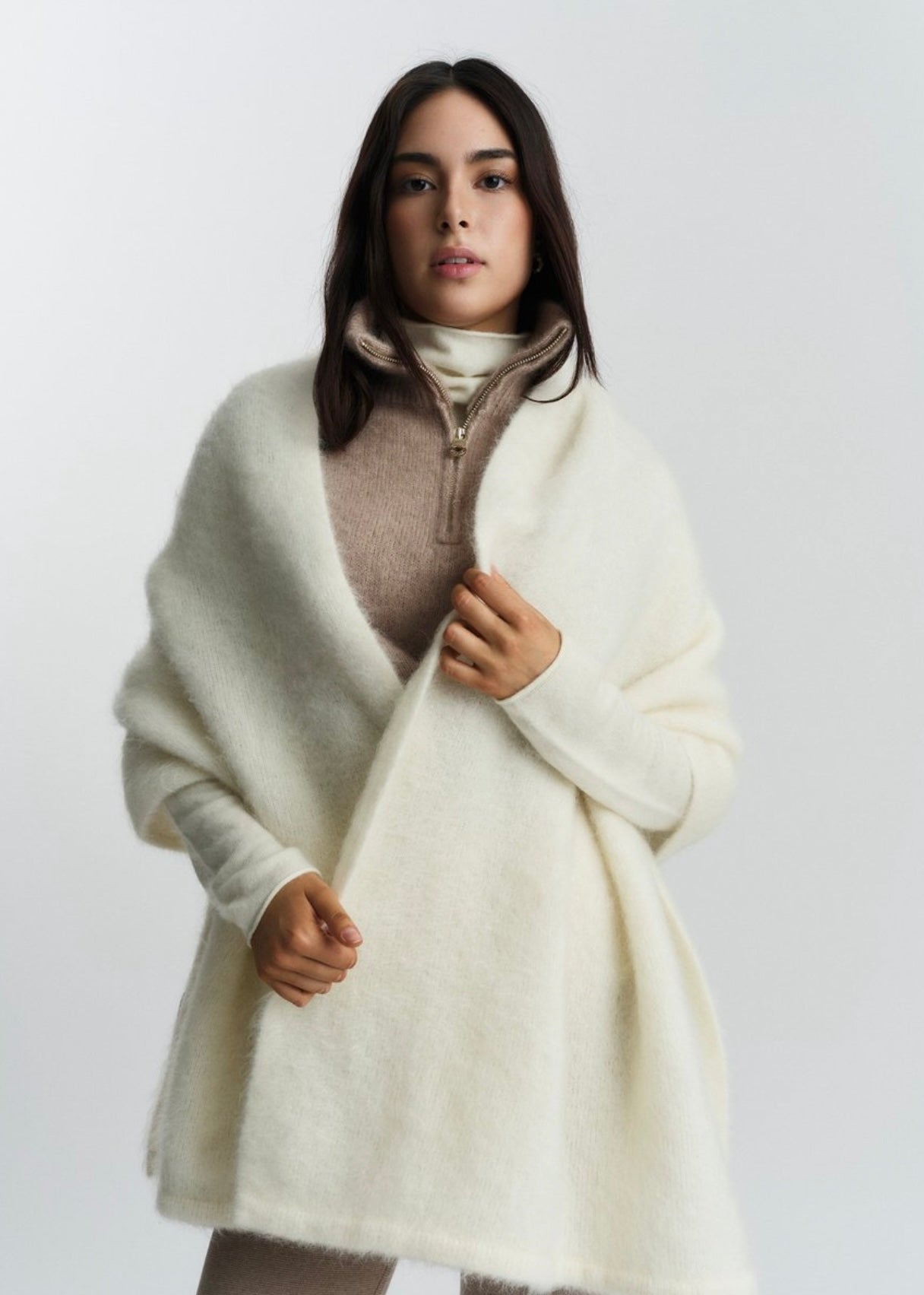 Belinda Chunky Hight Neck Hazel Beige