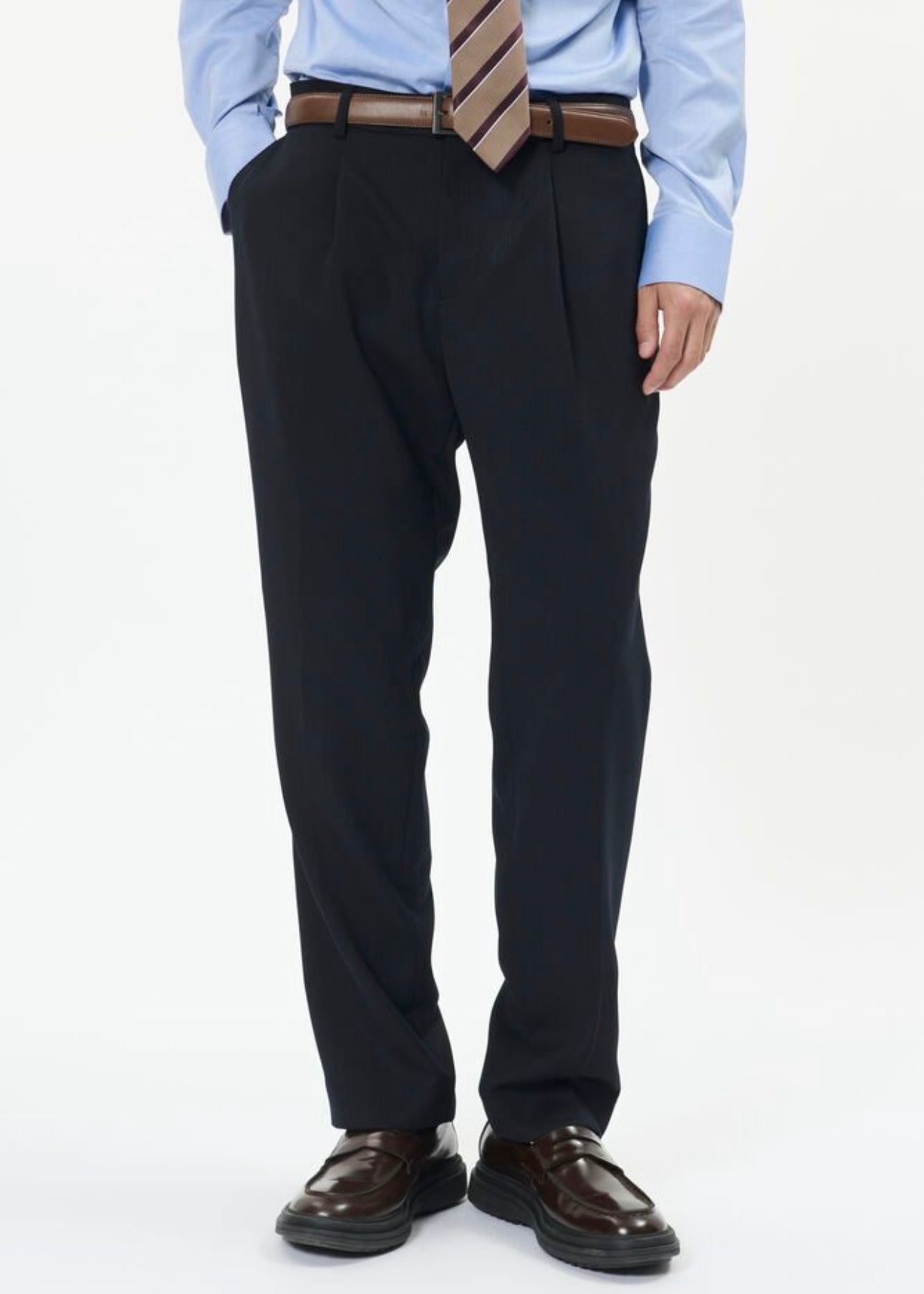 Weller Pleat pant Dark Midnight