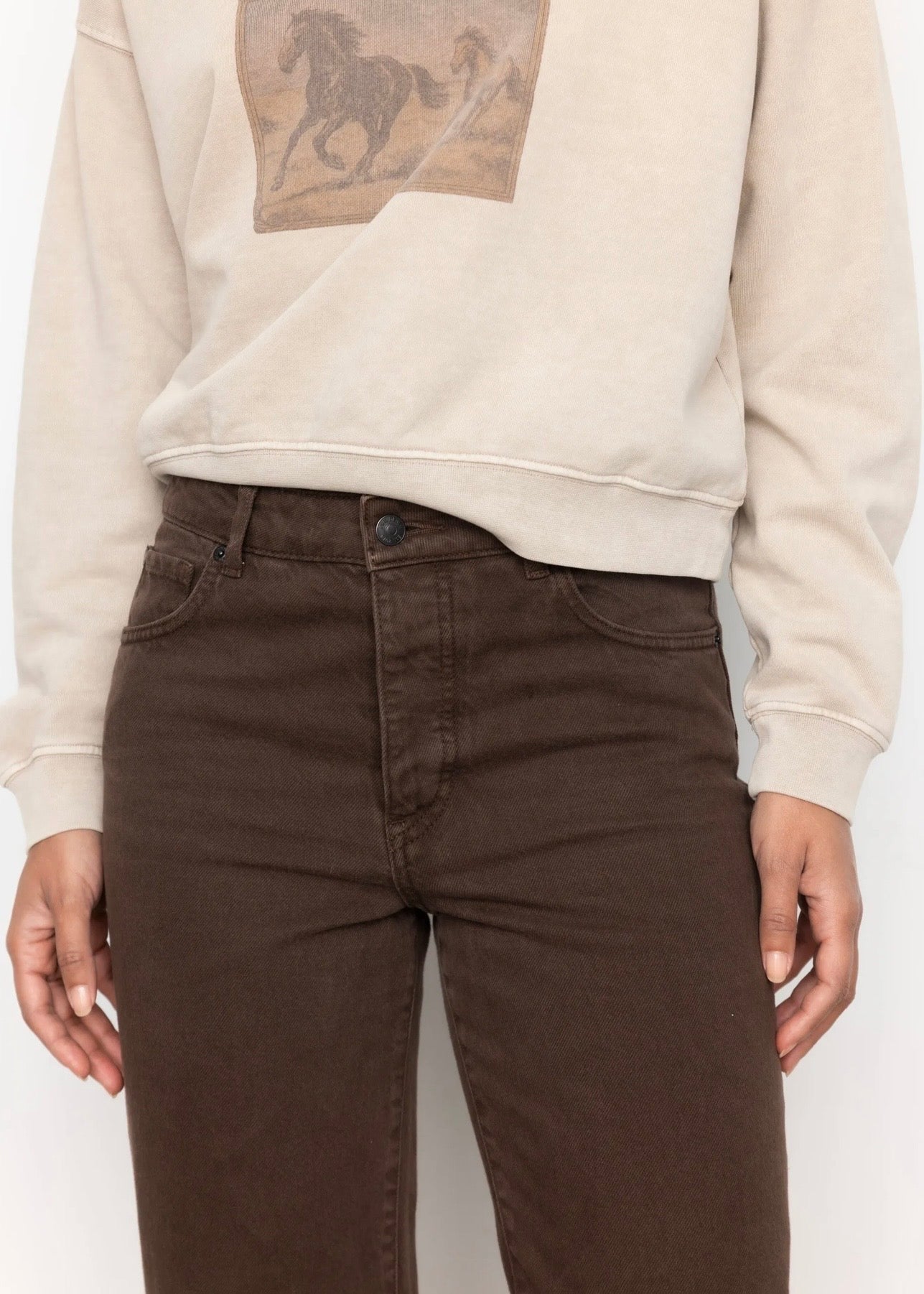 Billie Dark Brown