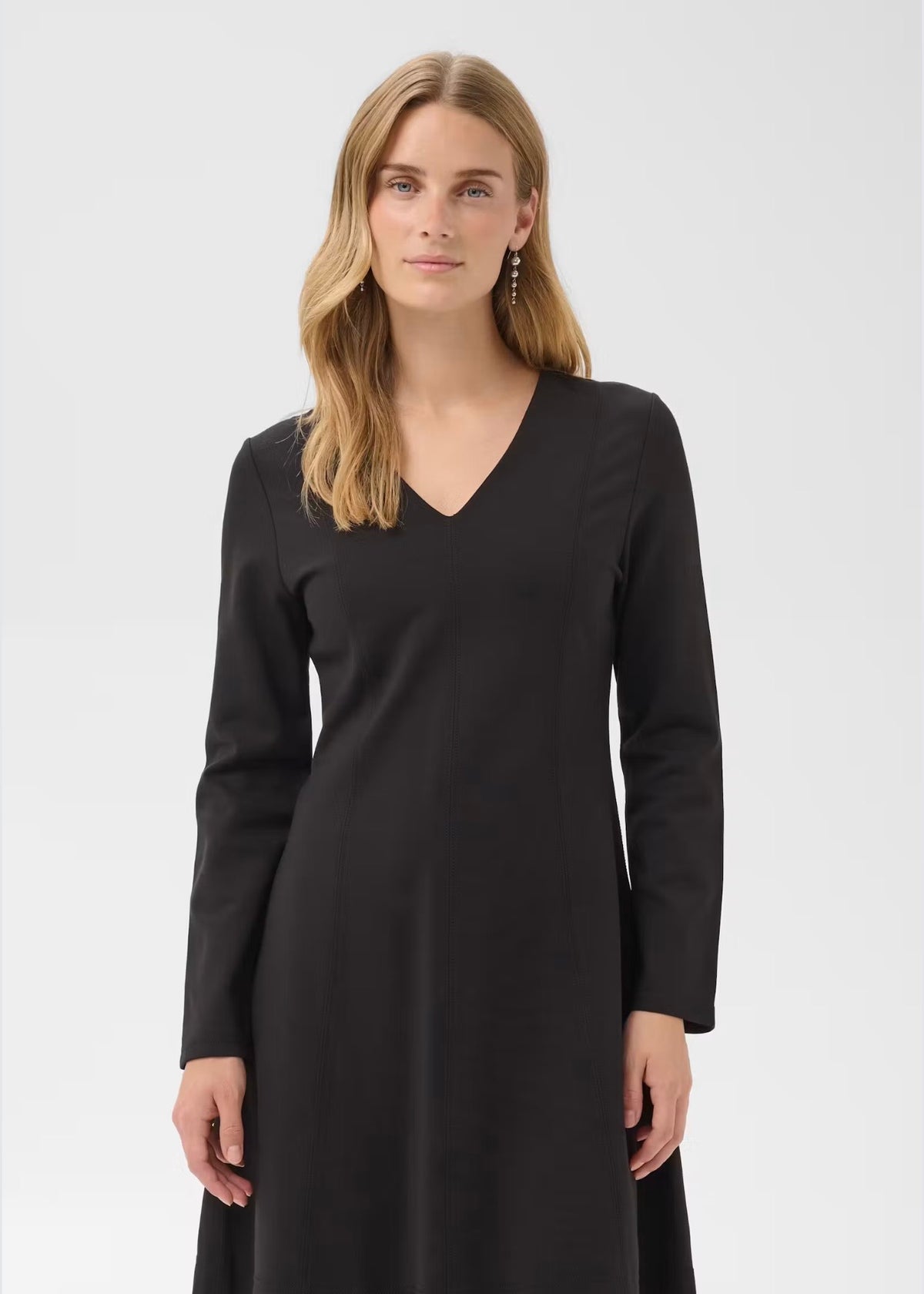 Djaka Dress Black
