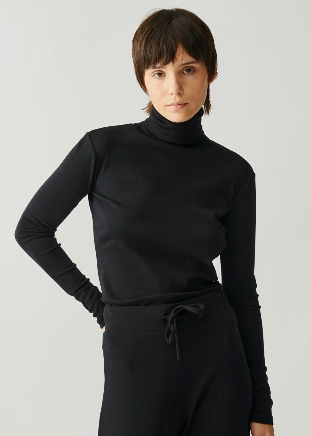 Julie Josephine Camilla rollerneck - Black