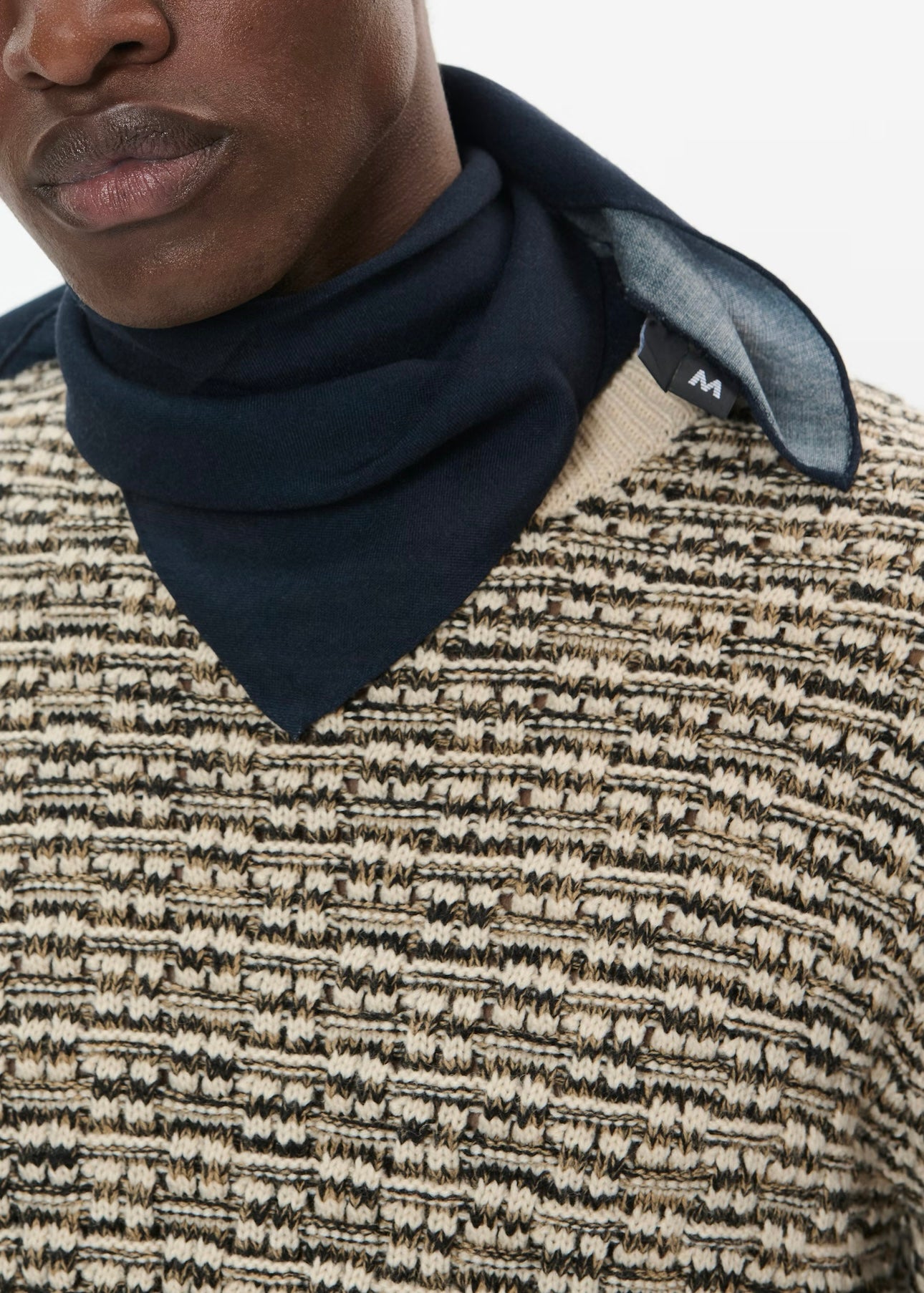Woolbal scarf Dark Navy