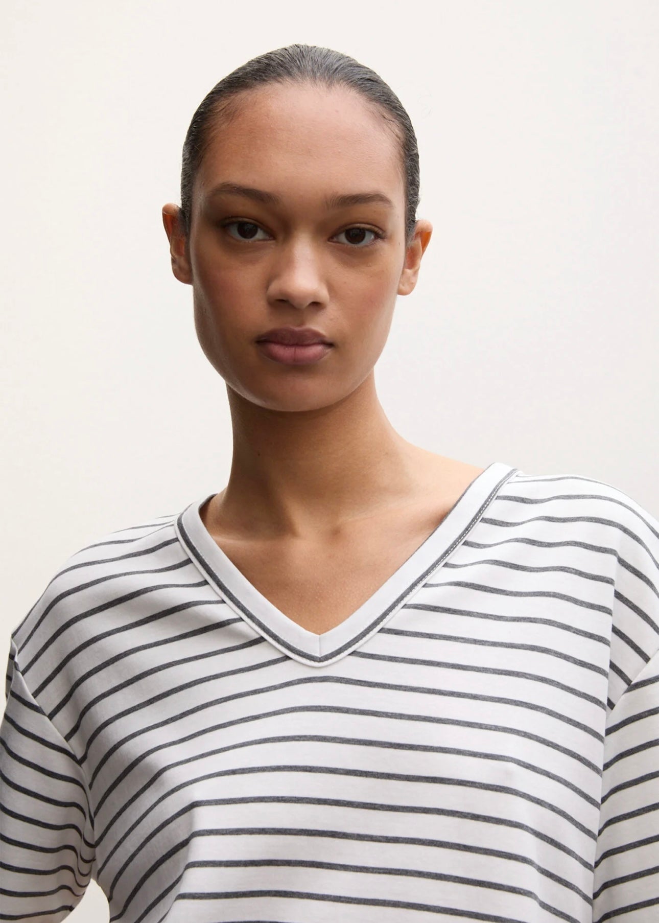 Julie Josephine Bettina tee - Dark Grey Stripe