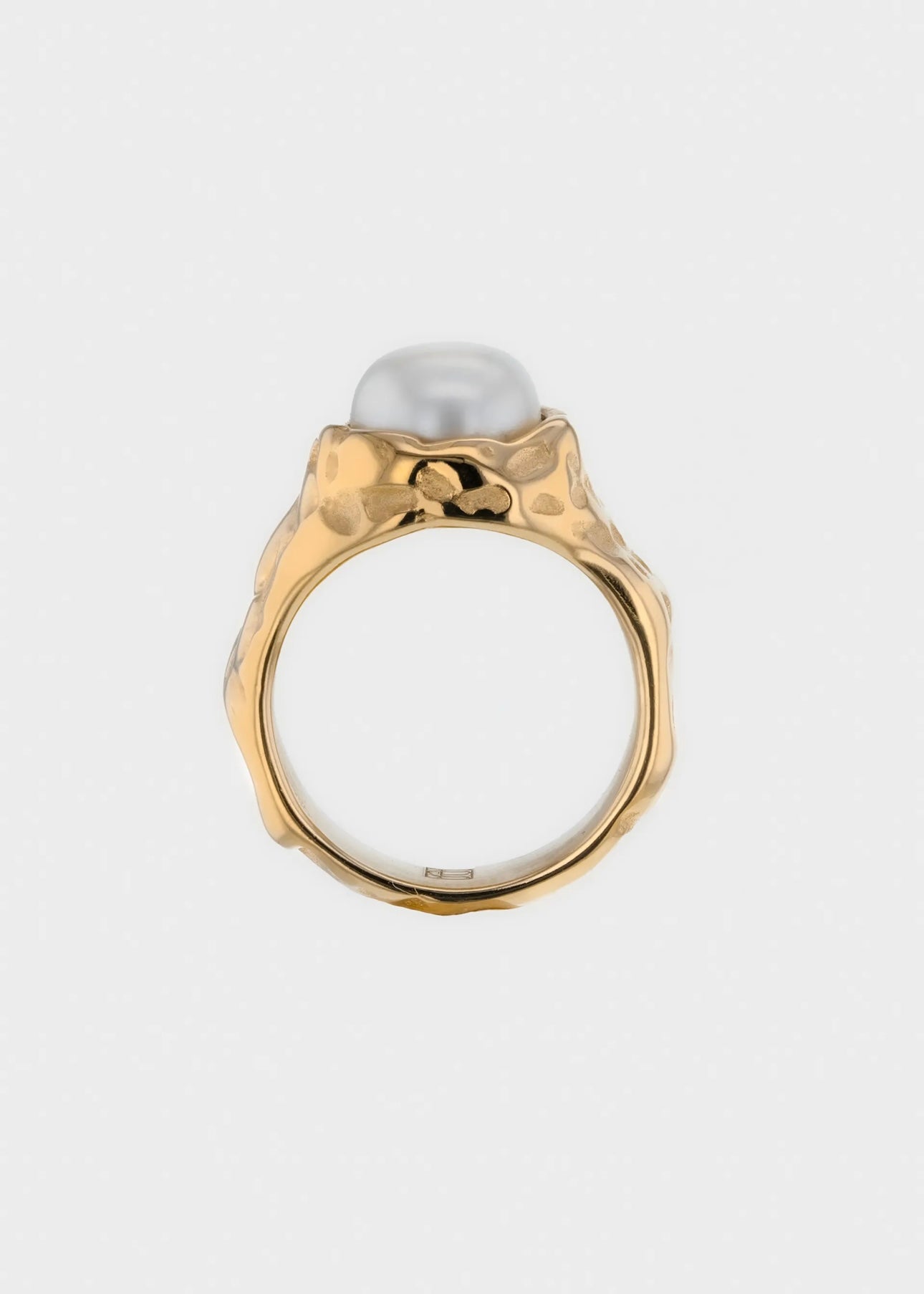 The Chunky Pearl Ring Gold