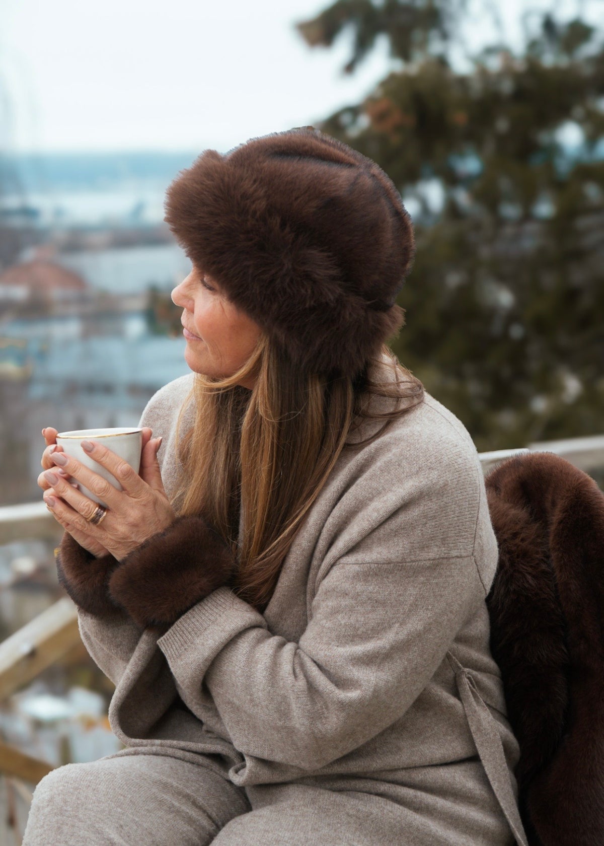 Sonja Fuskepels Hatt Sort