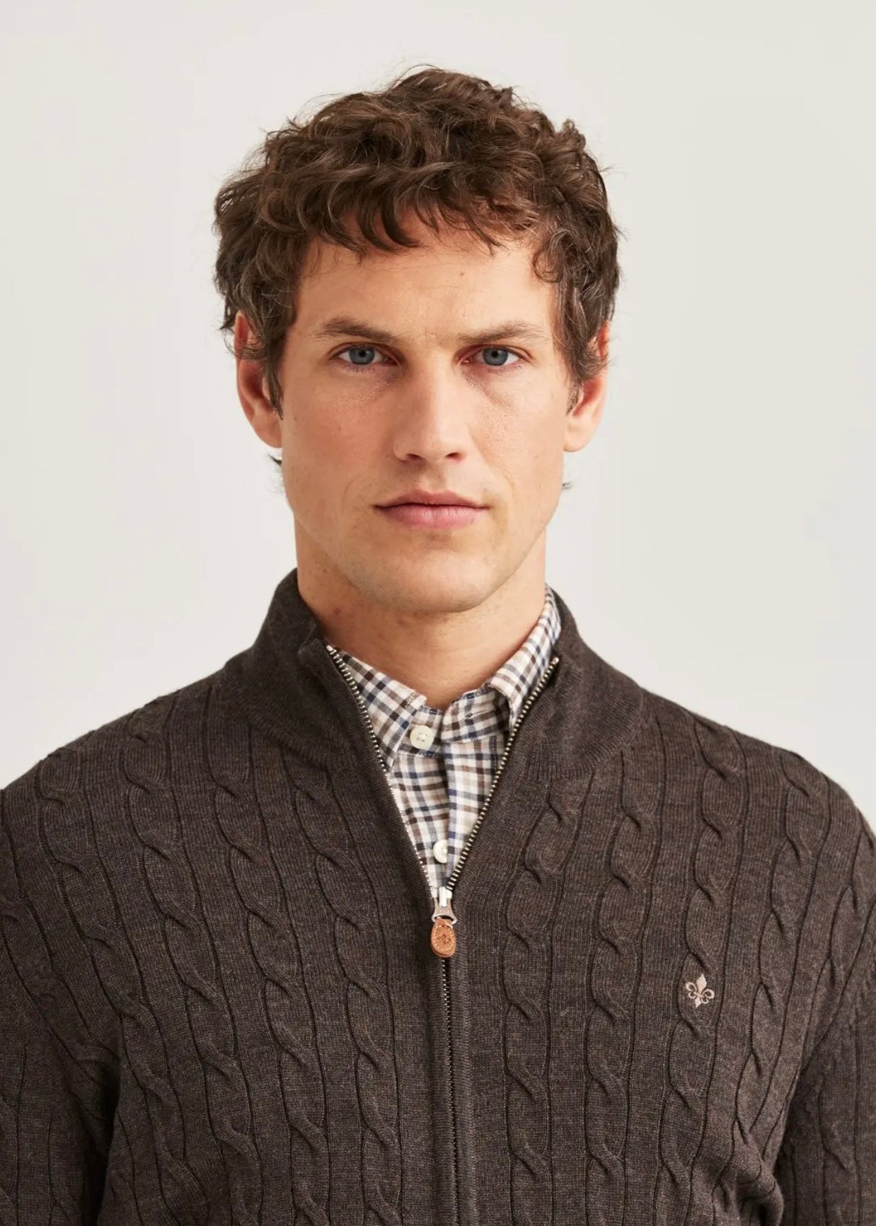 Merino Cable Zip cardigan Brown