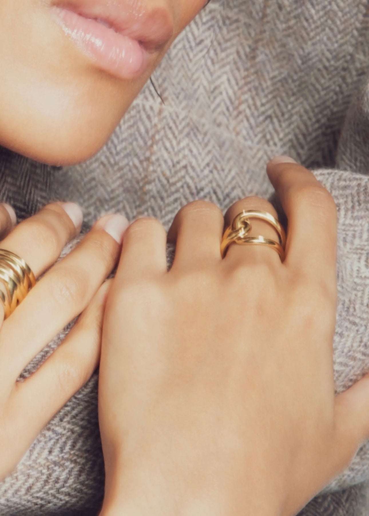 The Monogram Ring Gold