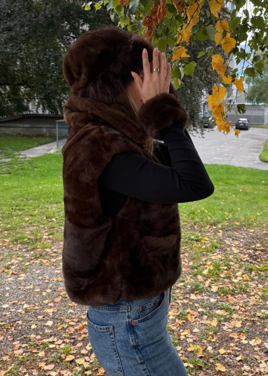 St. Moritz vest Brun
