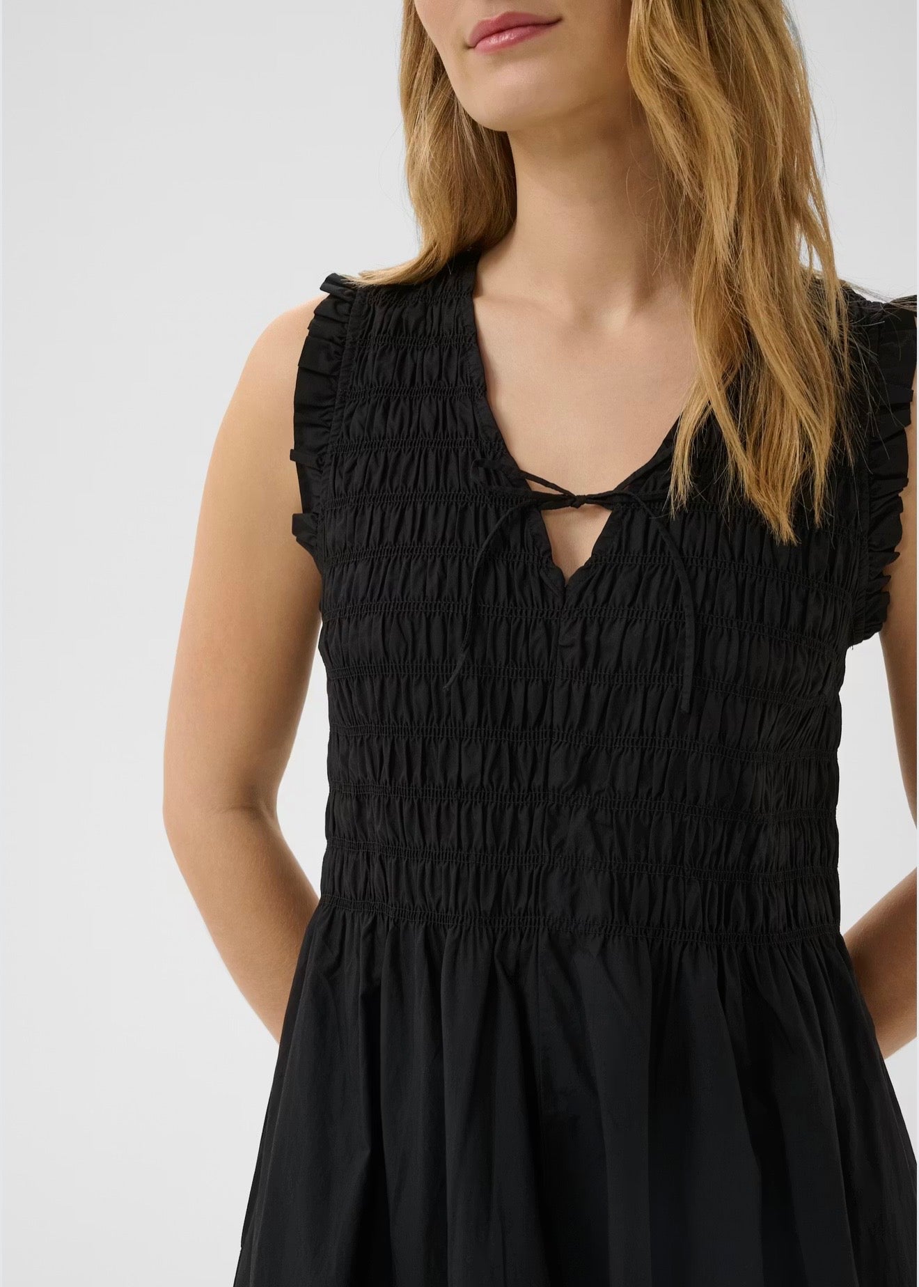 Borgnette Dress Black