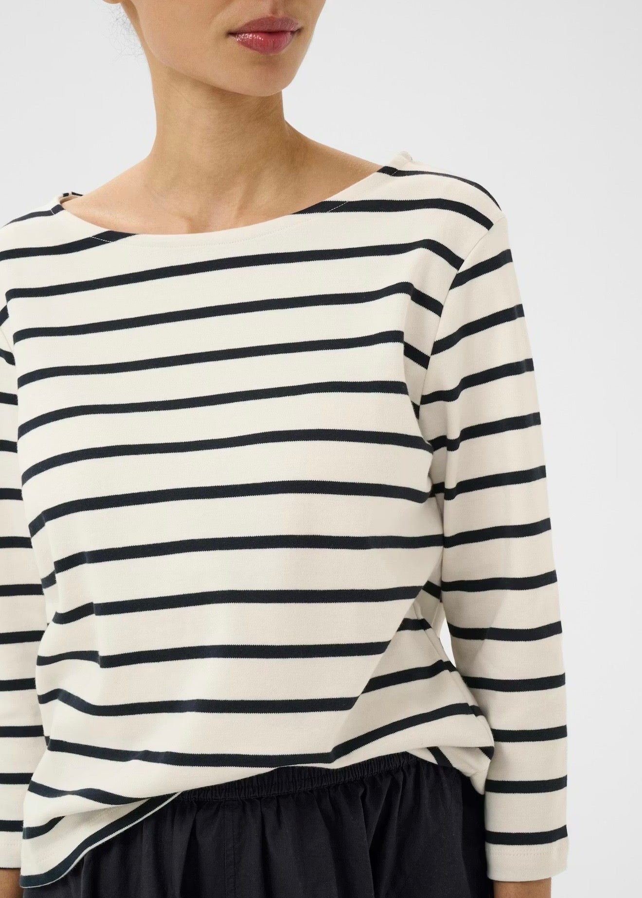 Nela T-shirt Dark Navy Stripe