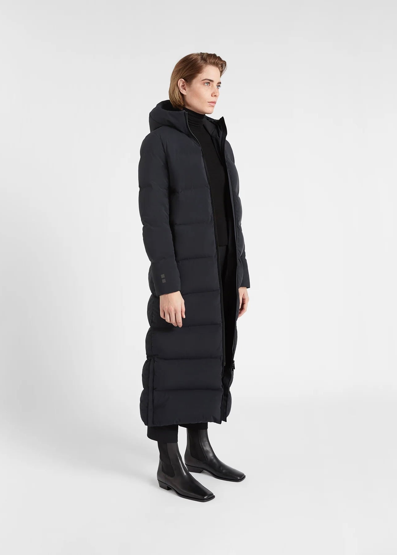 Infinity Down Coat Black